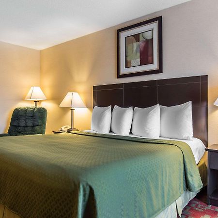 Quality Inn Shelburne - Burlington Bagian luar foto
