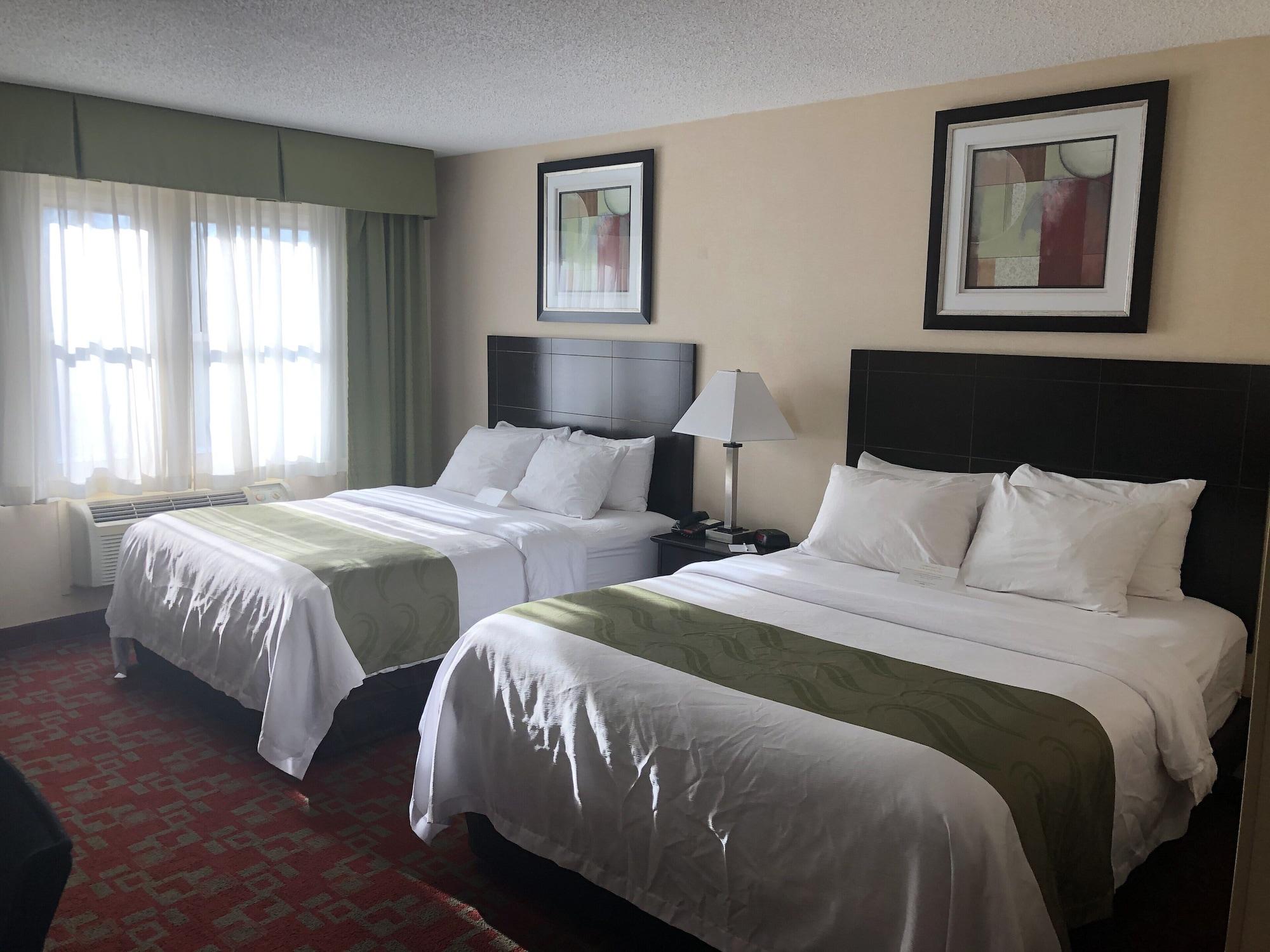 Quality Inn Shelburne - Burlington Bagian luar foto