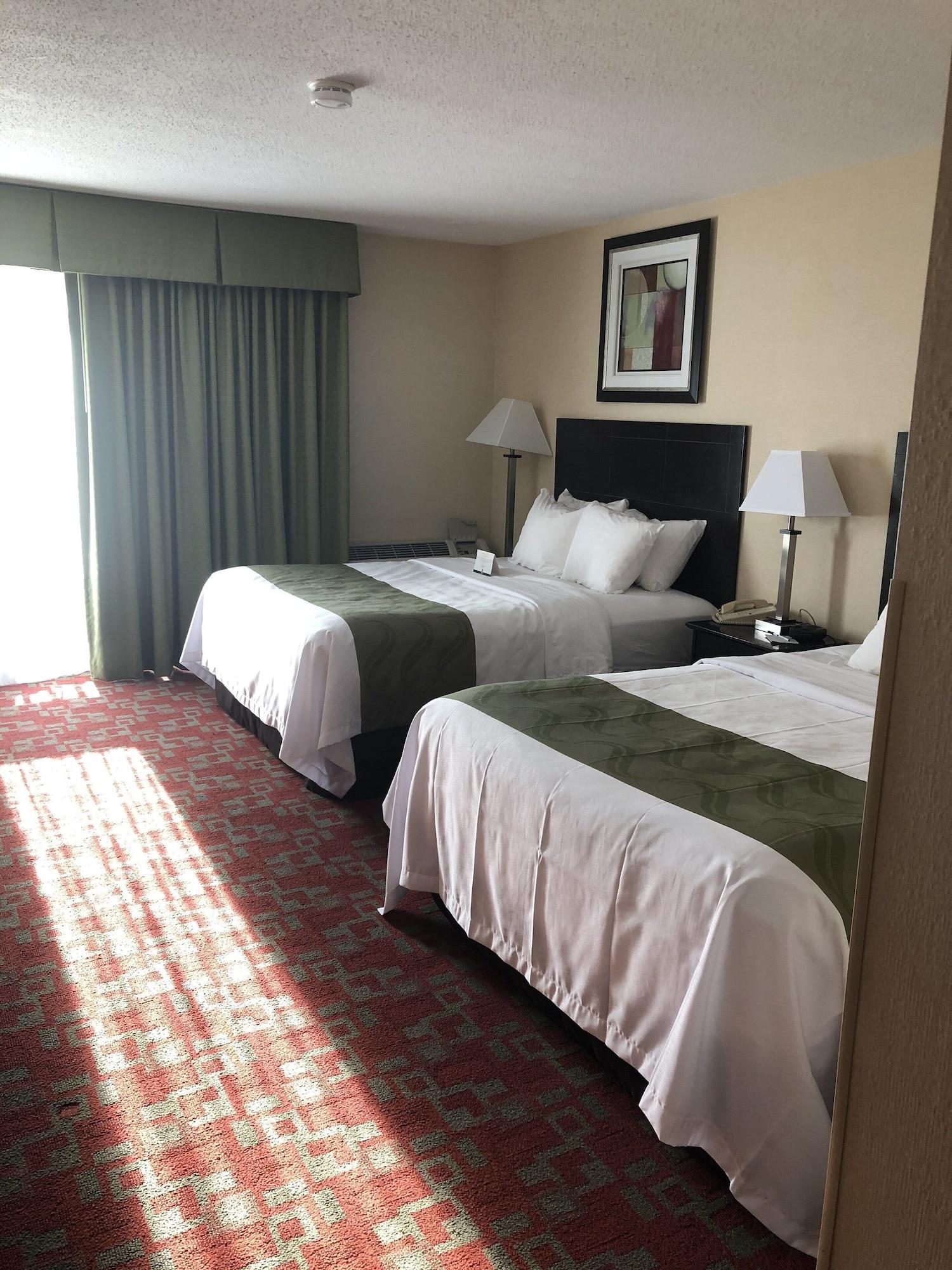 Quality Inn Shelburne - Burlington Bagian luar foto