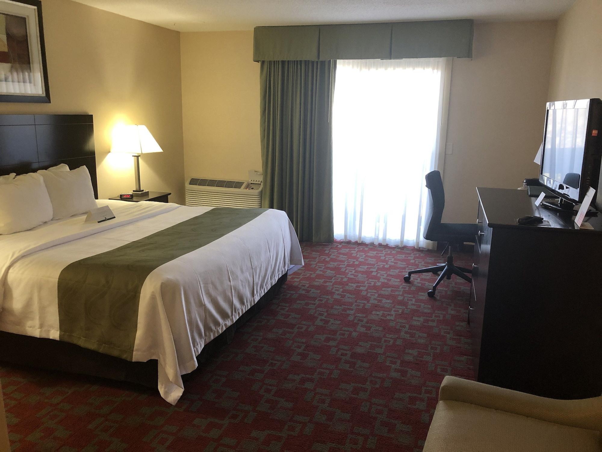 Quality Inn Shelburne - Burlington Bagian luar foto