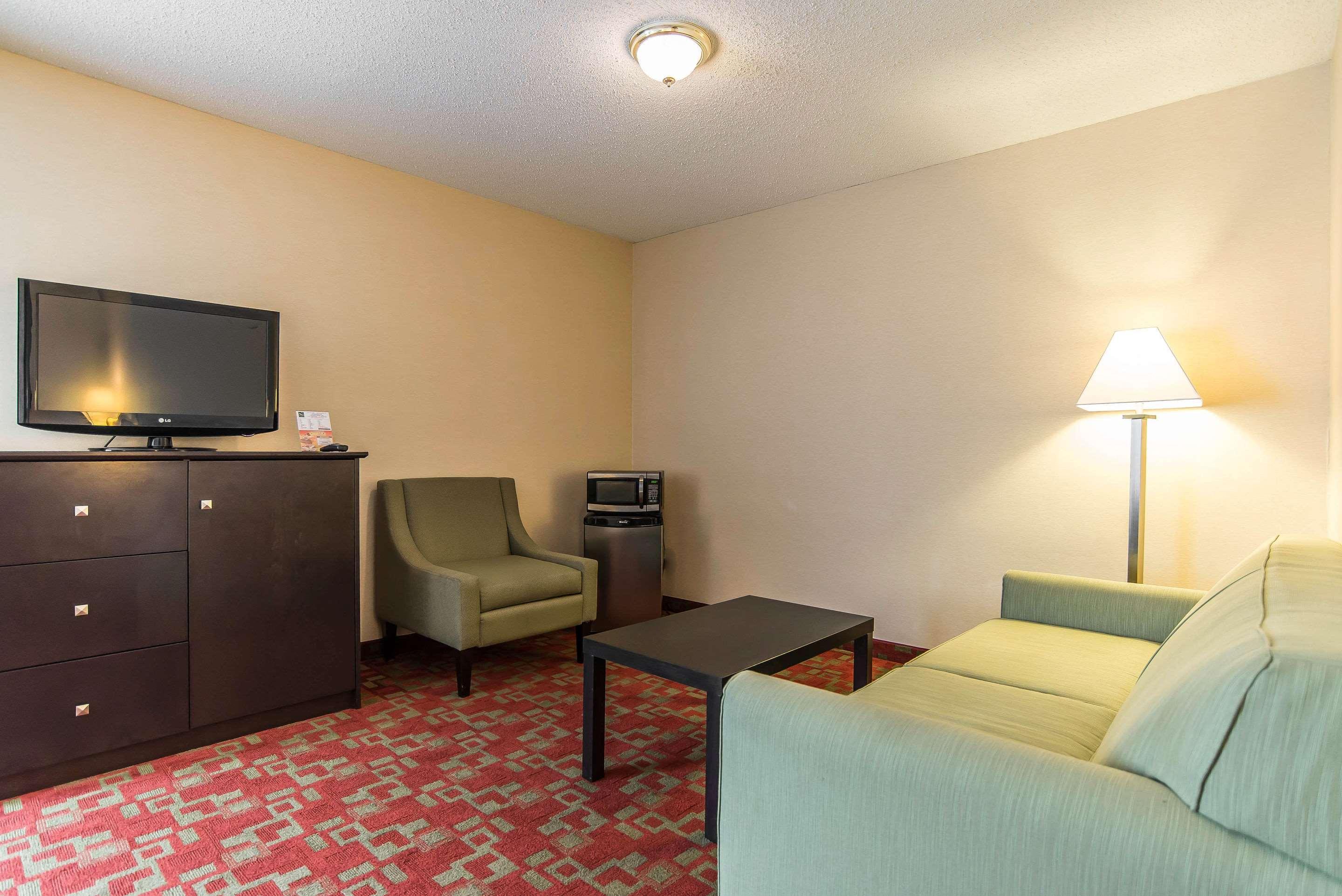 Quality Inn Shelburne - Burlington Bagian luar foto