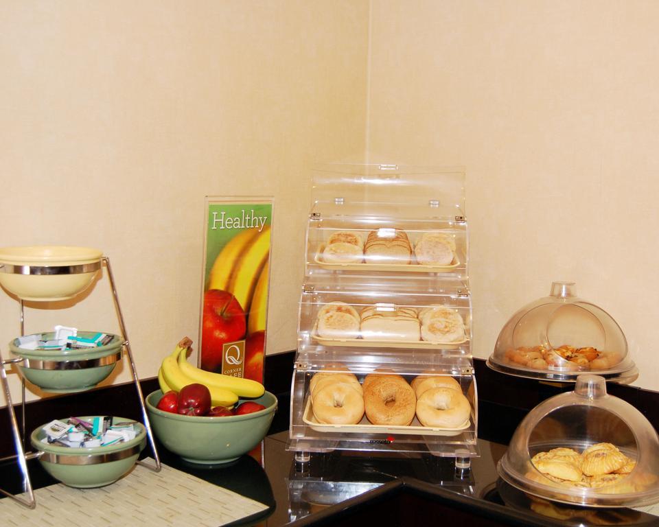 Quality Inn Shelburne - Burlington Bagian luar foto