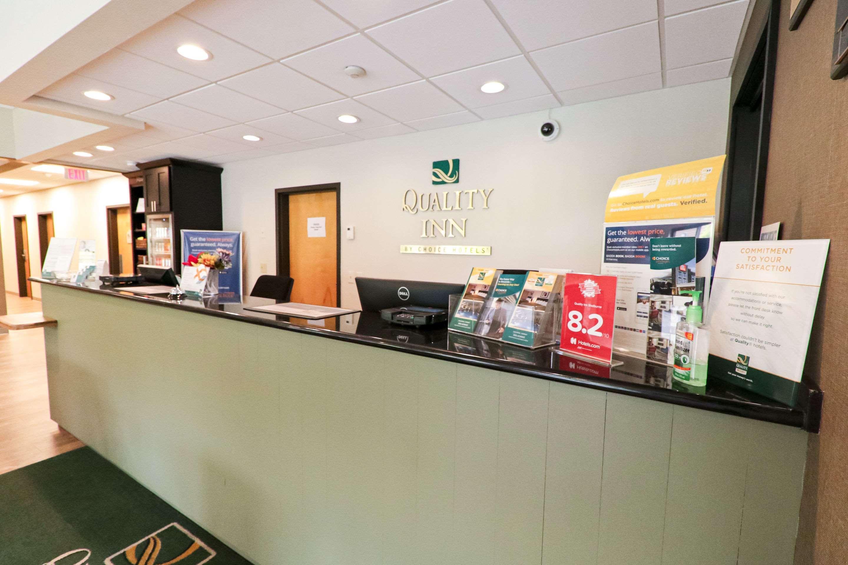 Quality Inn Shelburne - Burlington Bagian luar foto