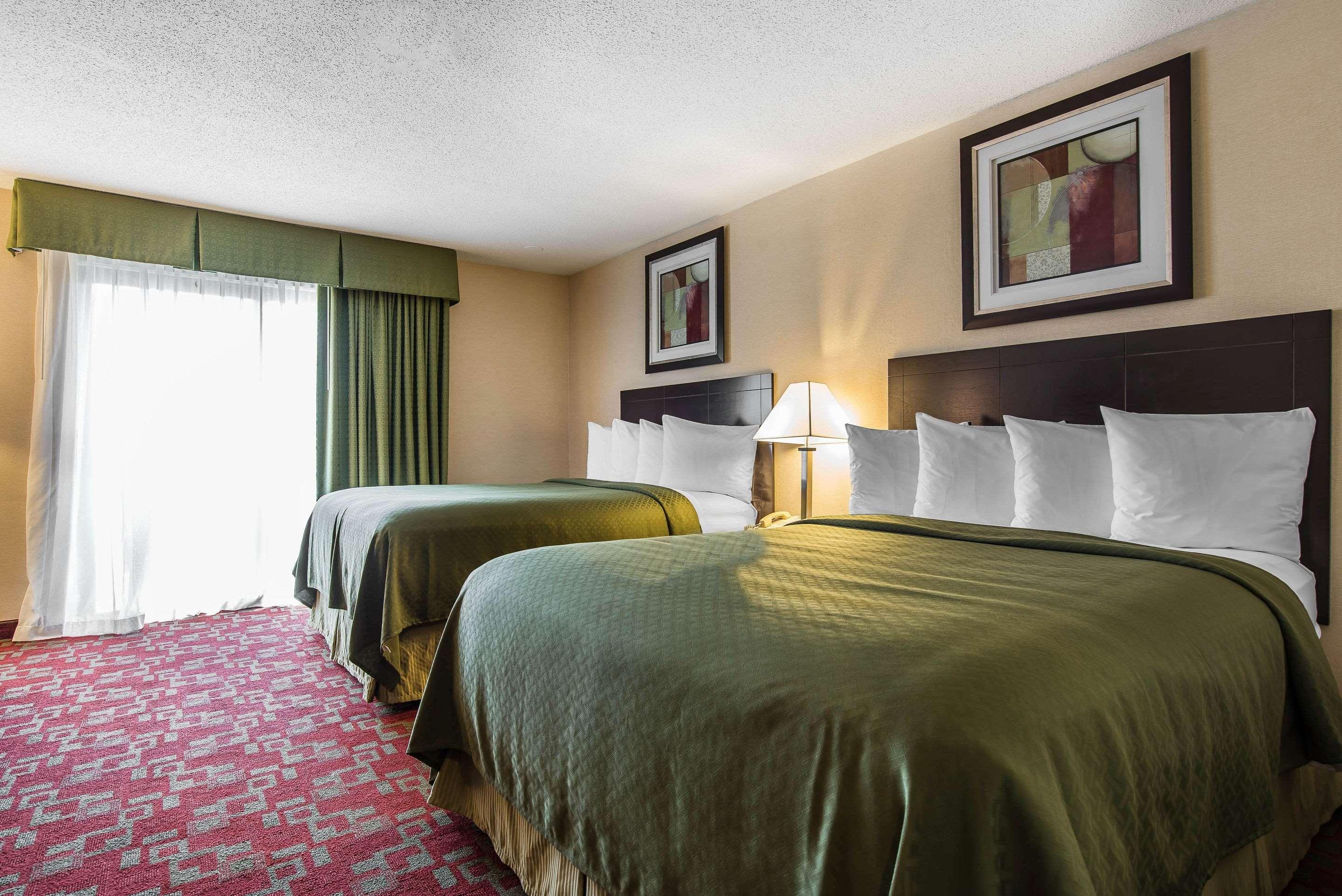 Quality Inn Shelburne - Burlington Bagian luar foto